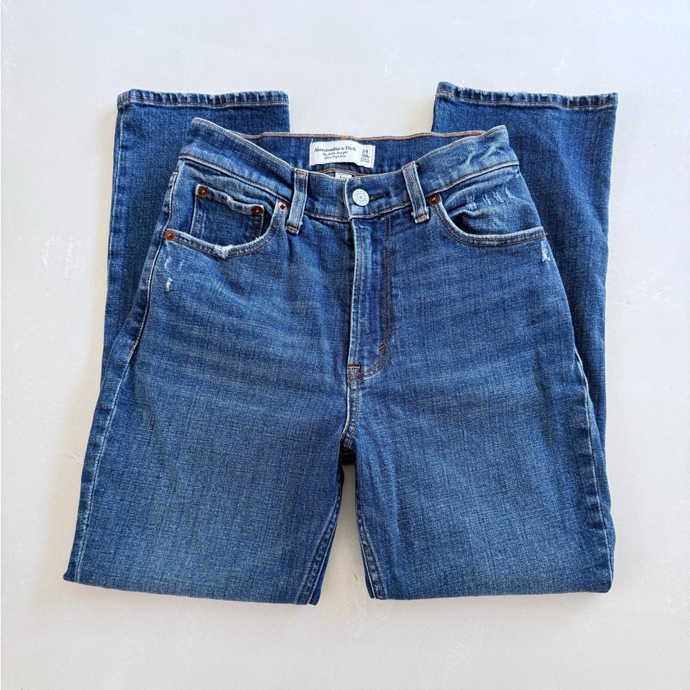 Abercrombie Distressed Ankle Straight Ultra High Rise Jeans 24